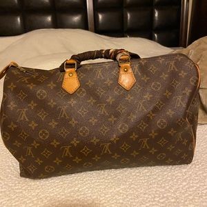 Trade  with @oxnicole1025xo